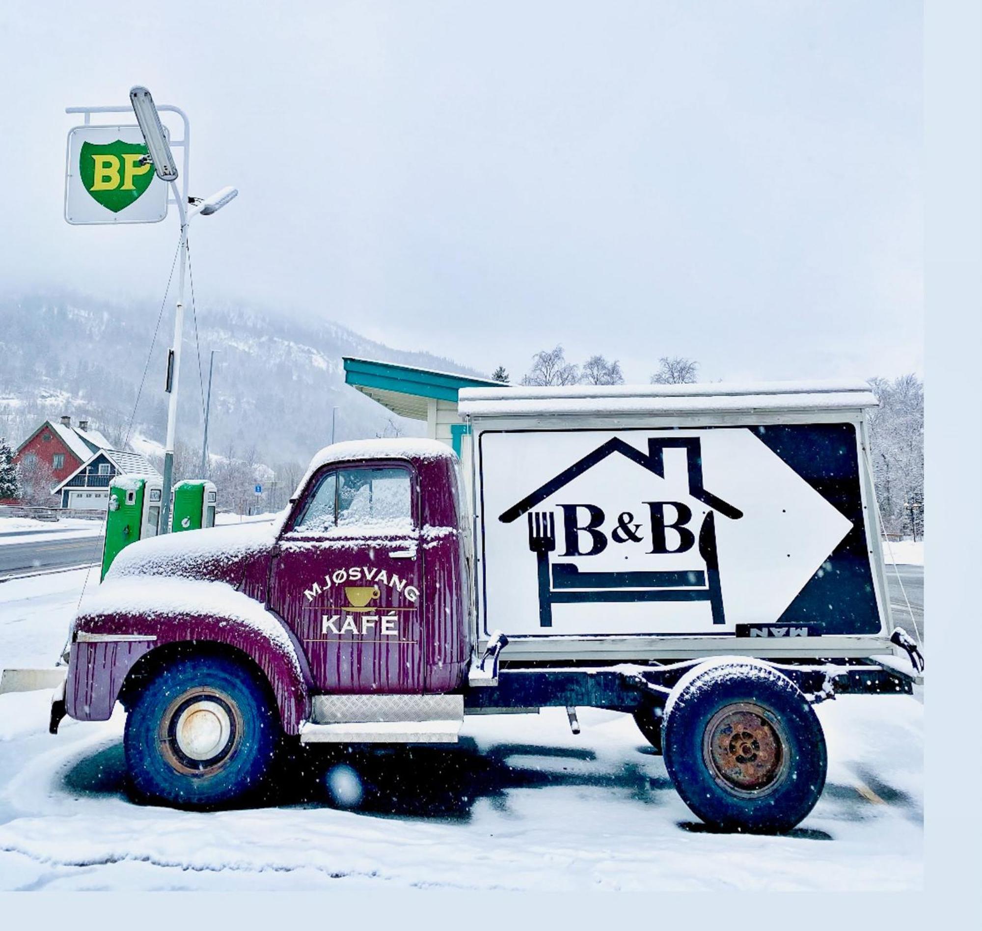 Mjosvang Kafe Vang I Valdres Exterior foto